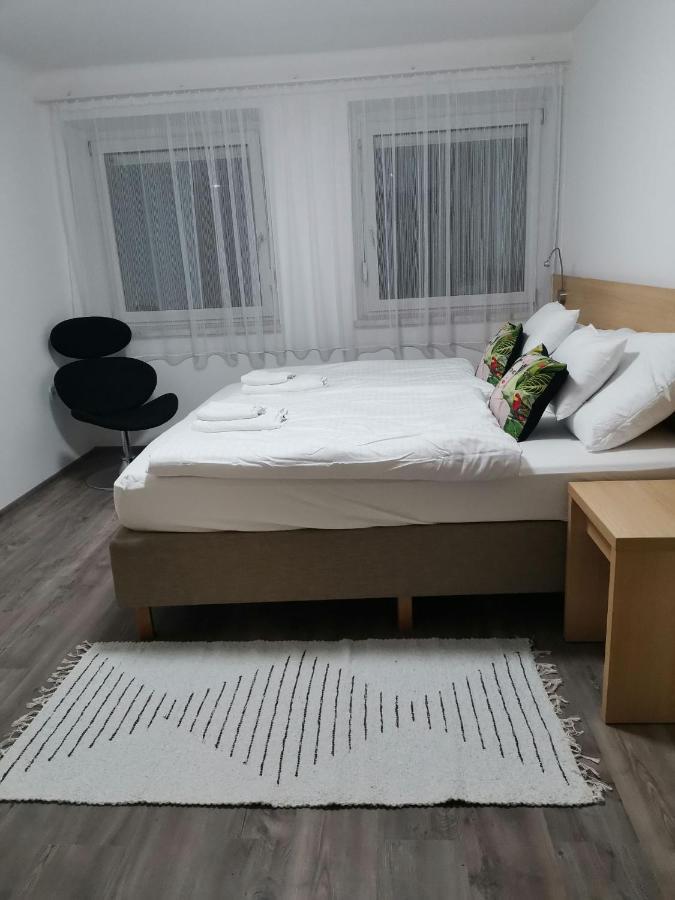 Eisenerzer Apartmenthaus מראה חיצוני תמונה
