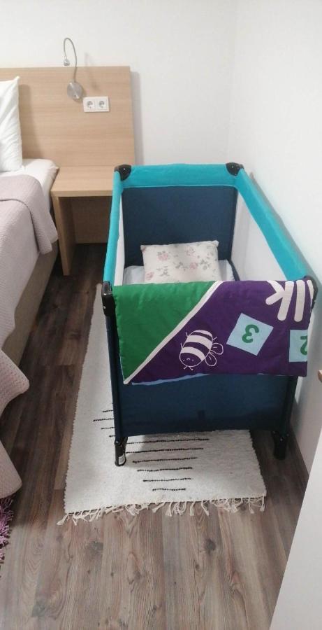 Eisenerzer Apartmenthaus מראה חיצוני תמונה